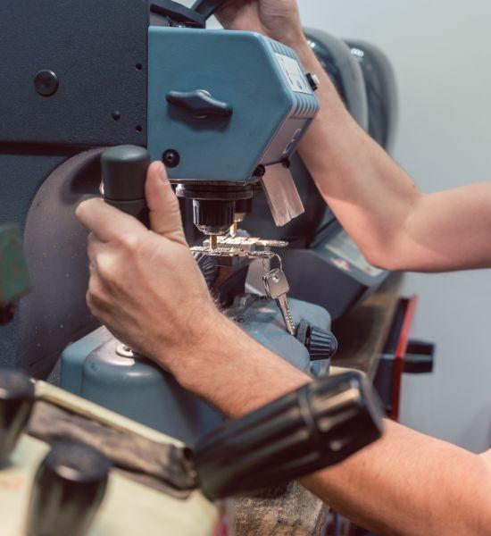 Darrell's Locksmith logo